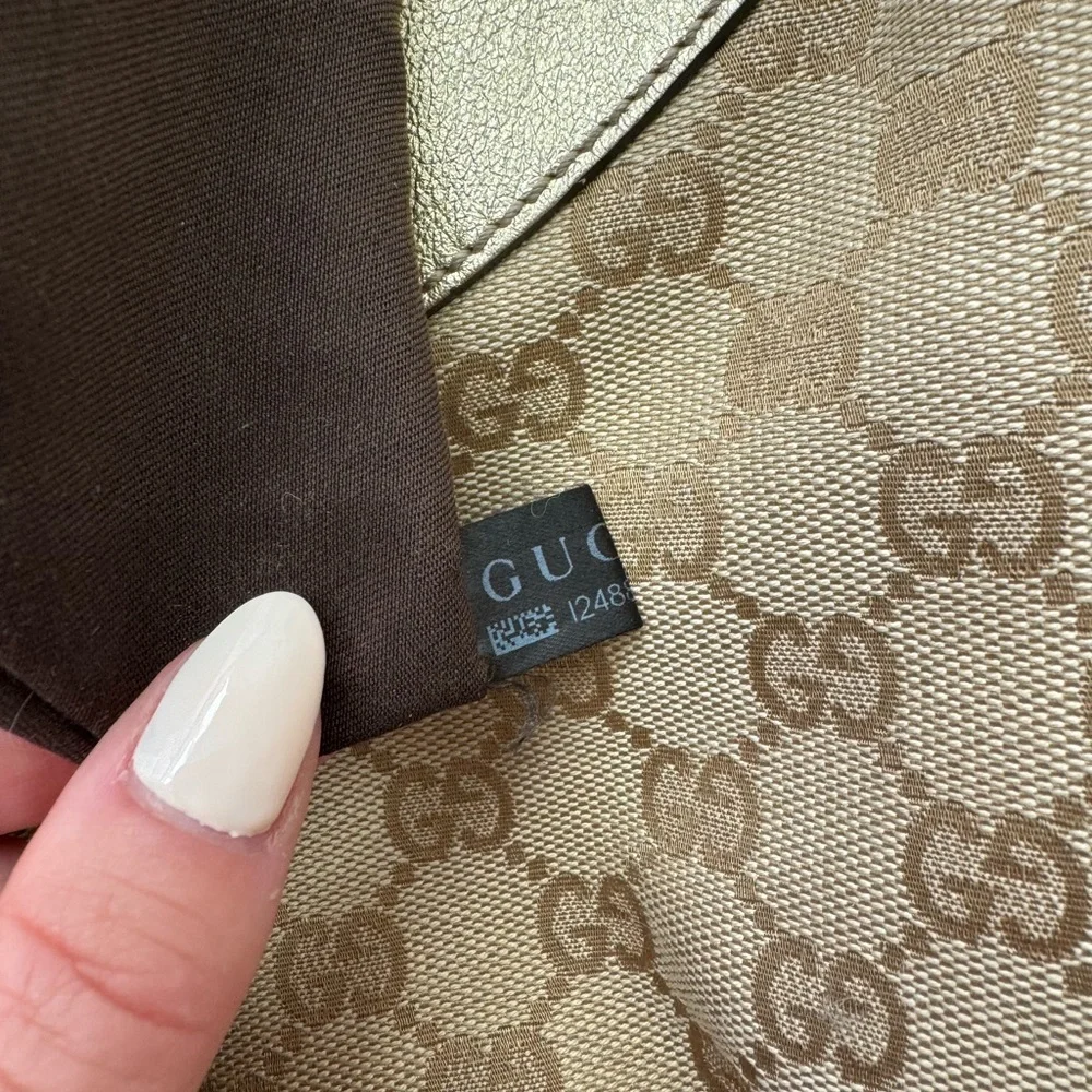 Gucci GG Canvas Abbey hobo bag